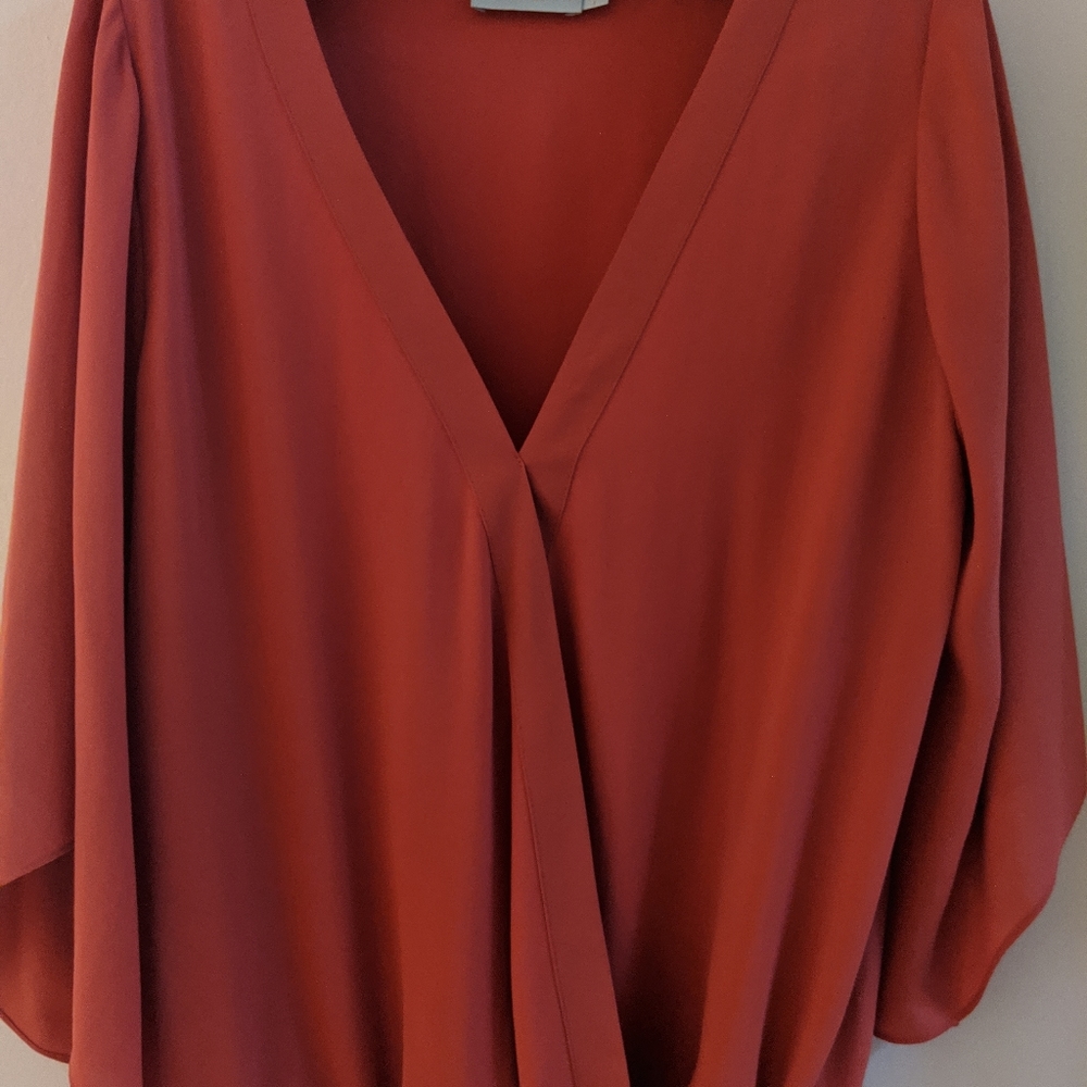 Gathered bottom blouse perfect for fall